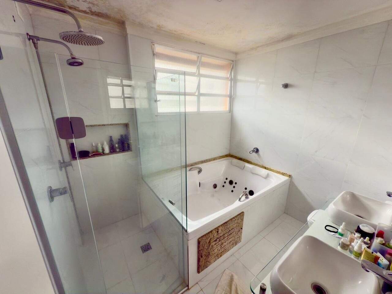 Apartamento à venda no Pompéia: 