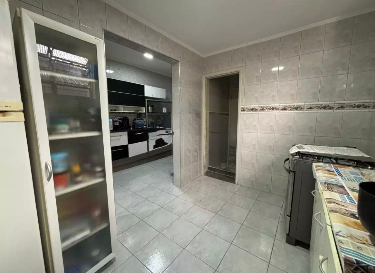 Sobrado para aluguel no Boqueirão: 