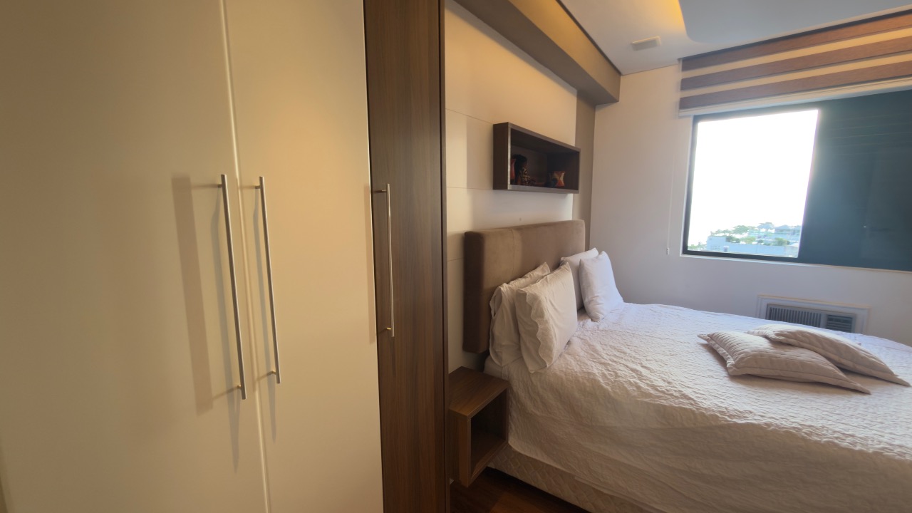 Apartamento à venda no Ponta da Praia: