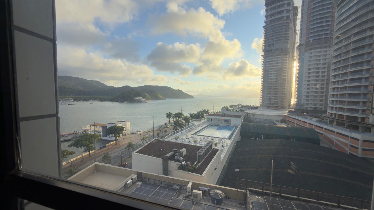 Apartamento à venda no Ponta da Praia: