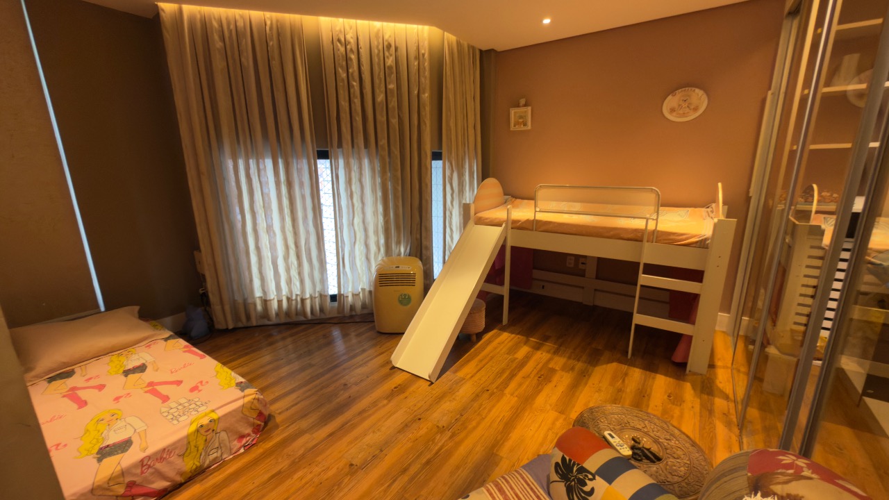 Apartamento à venda no Ponta da Praia: