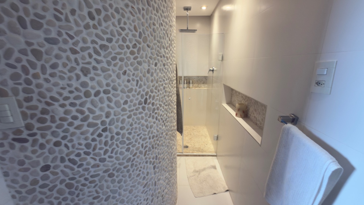 Apartamento à venda no Ponta da Praia: