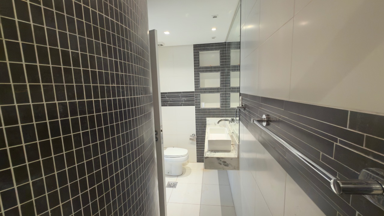 Apartamento à venda no Ponta da Praia: 