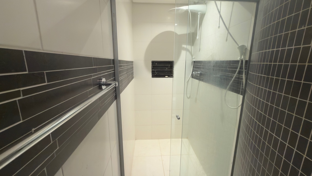 Apartamento à venda no Ponta da Praia: 