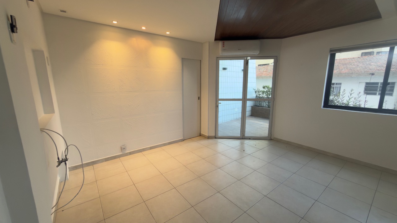 Apartamento à venda no Ponta da Praia: 