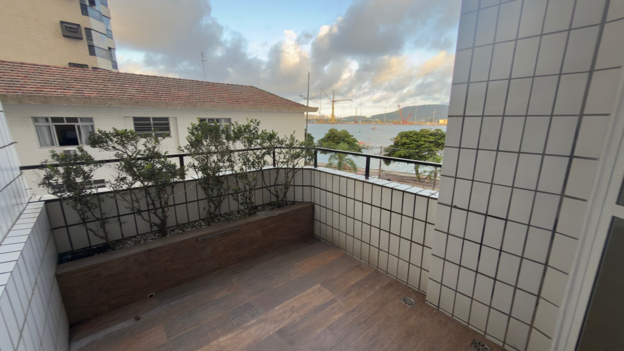 Apartamento à venda no Ponta da Praia: 