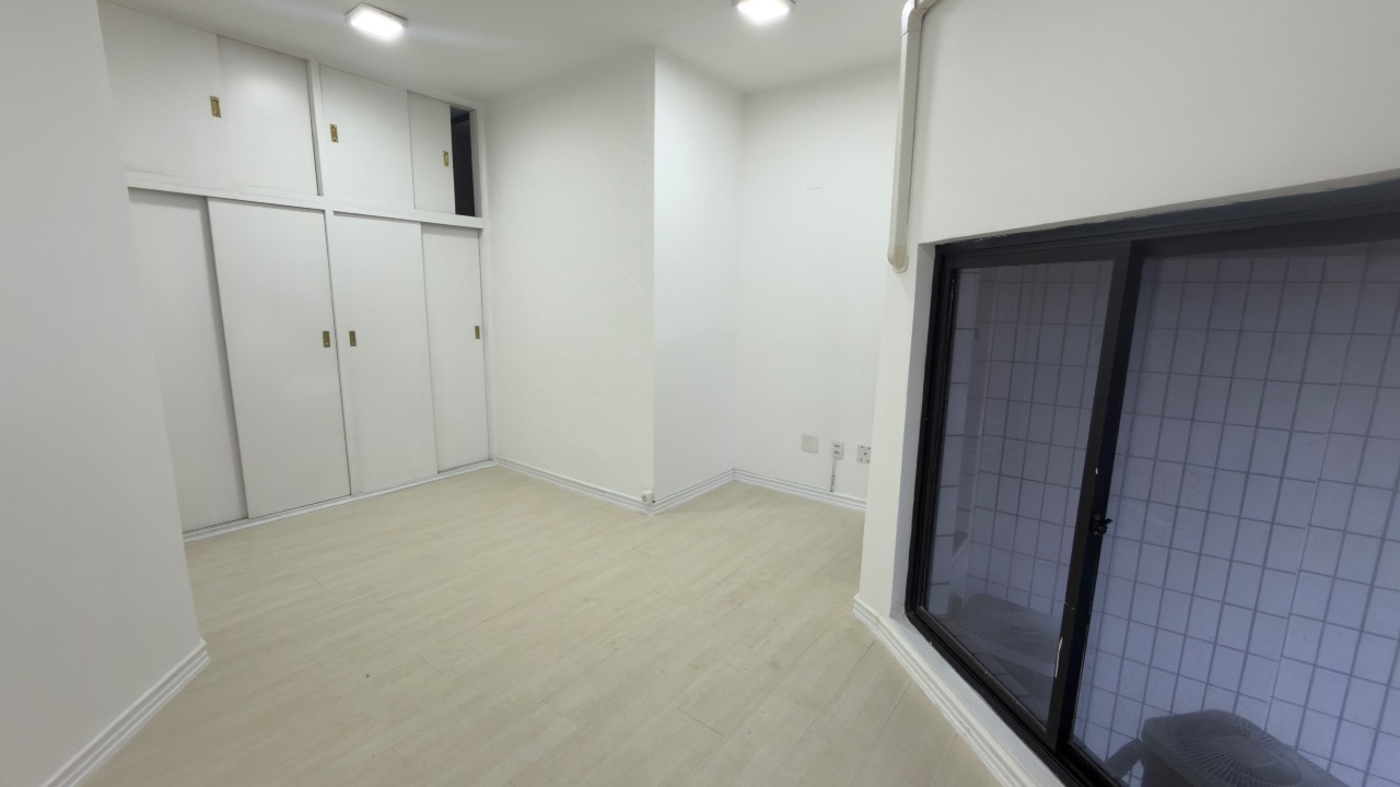 Apartamento à venda no Ponta da Praia: 