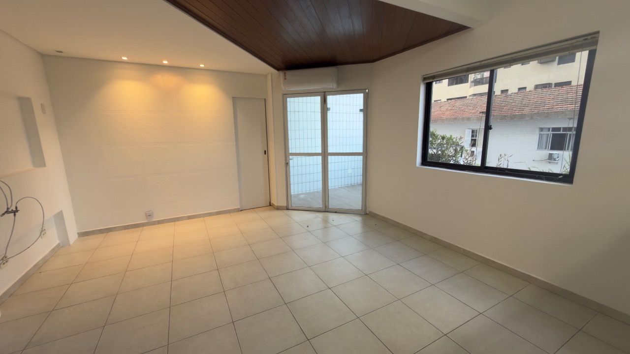 Apartamento à venda no Ponta da Praia: 