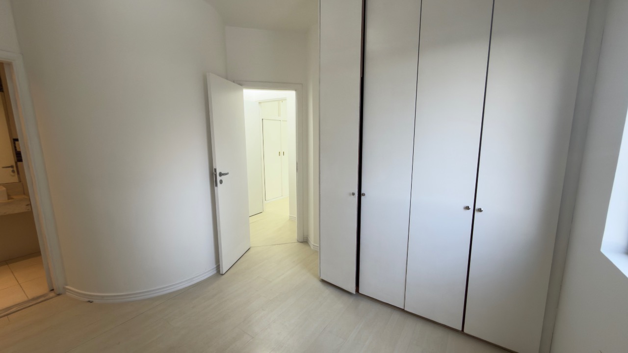 Apartamento à venda no Ponta da Praia: 