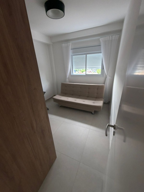 Apartamento para aluguel no Marapé: 