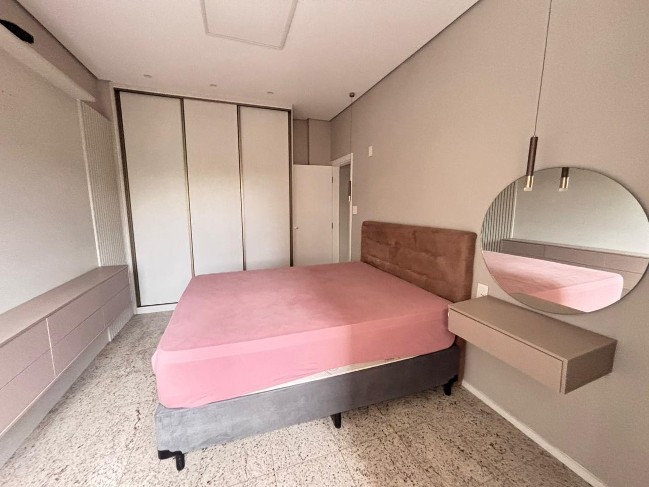 Apartamento para aluguel no Ponta da Praia: 