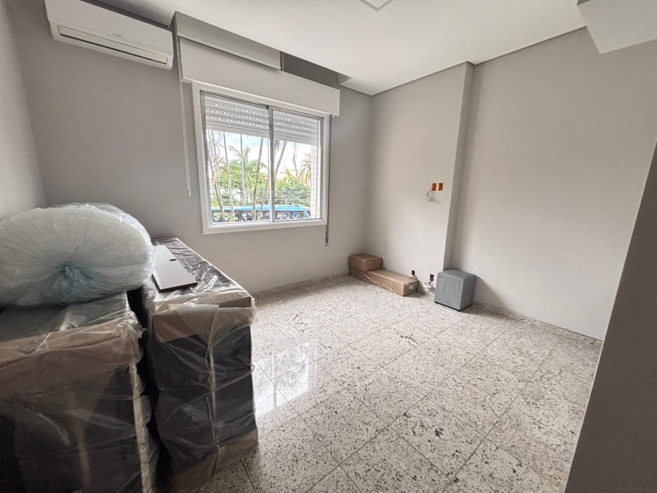 Apartamento para aluguel no Ponta da Praia: 