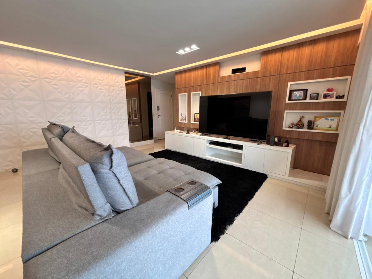 Apartamento para aluguel no Marapé: