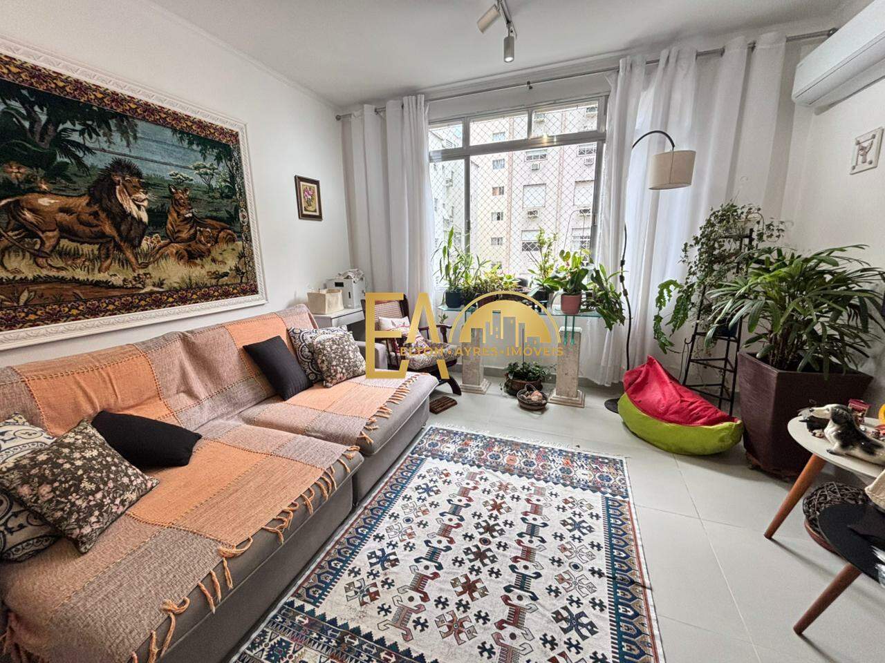 Apartamento à venda no Ponta da Praia: 