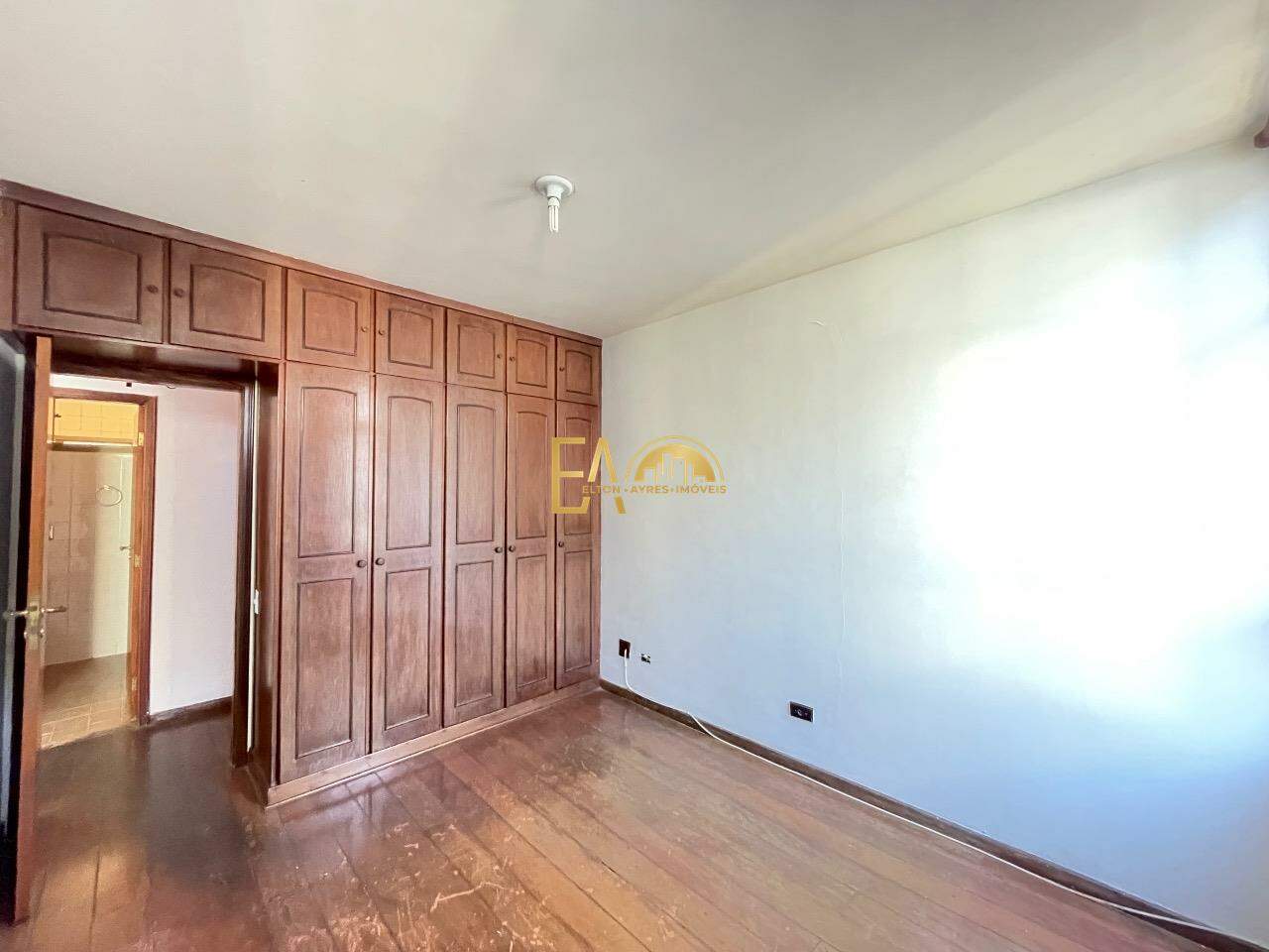 Apartamento à venda no Aparecida: