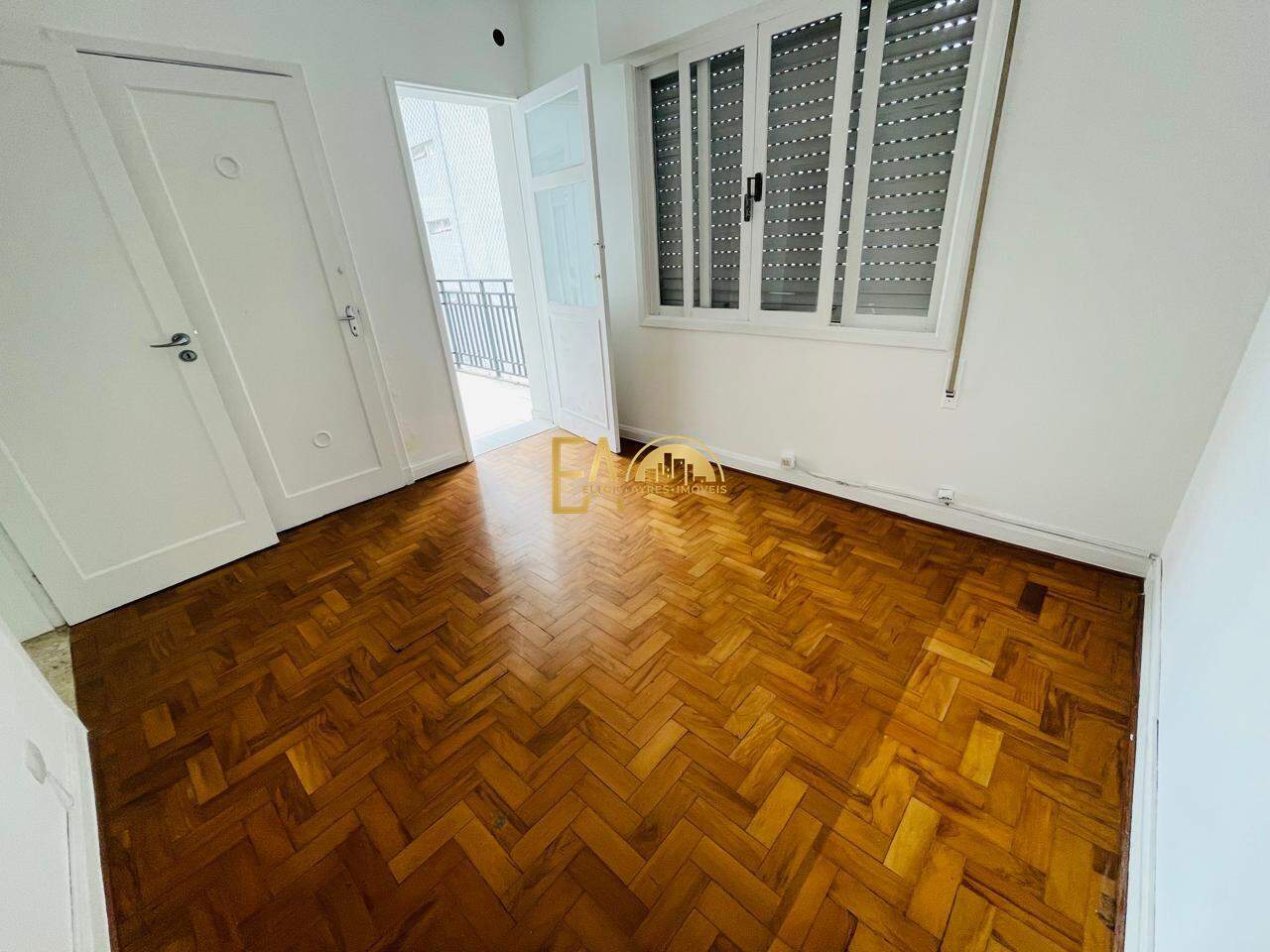 Apartamento à venda em Aparecida, Santos - SP: