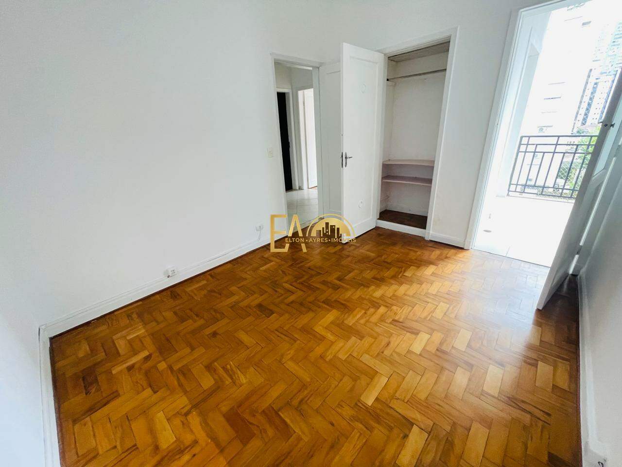 Apartamento à venda em Aparecida, Santos - SP: