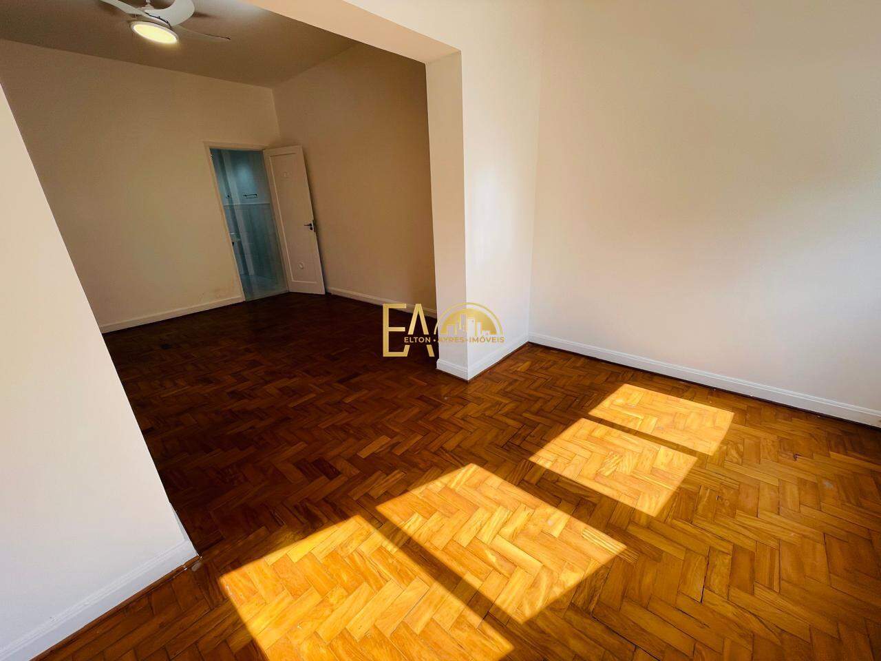 Apartamento à venda em Aparecida, Santos - SP:
