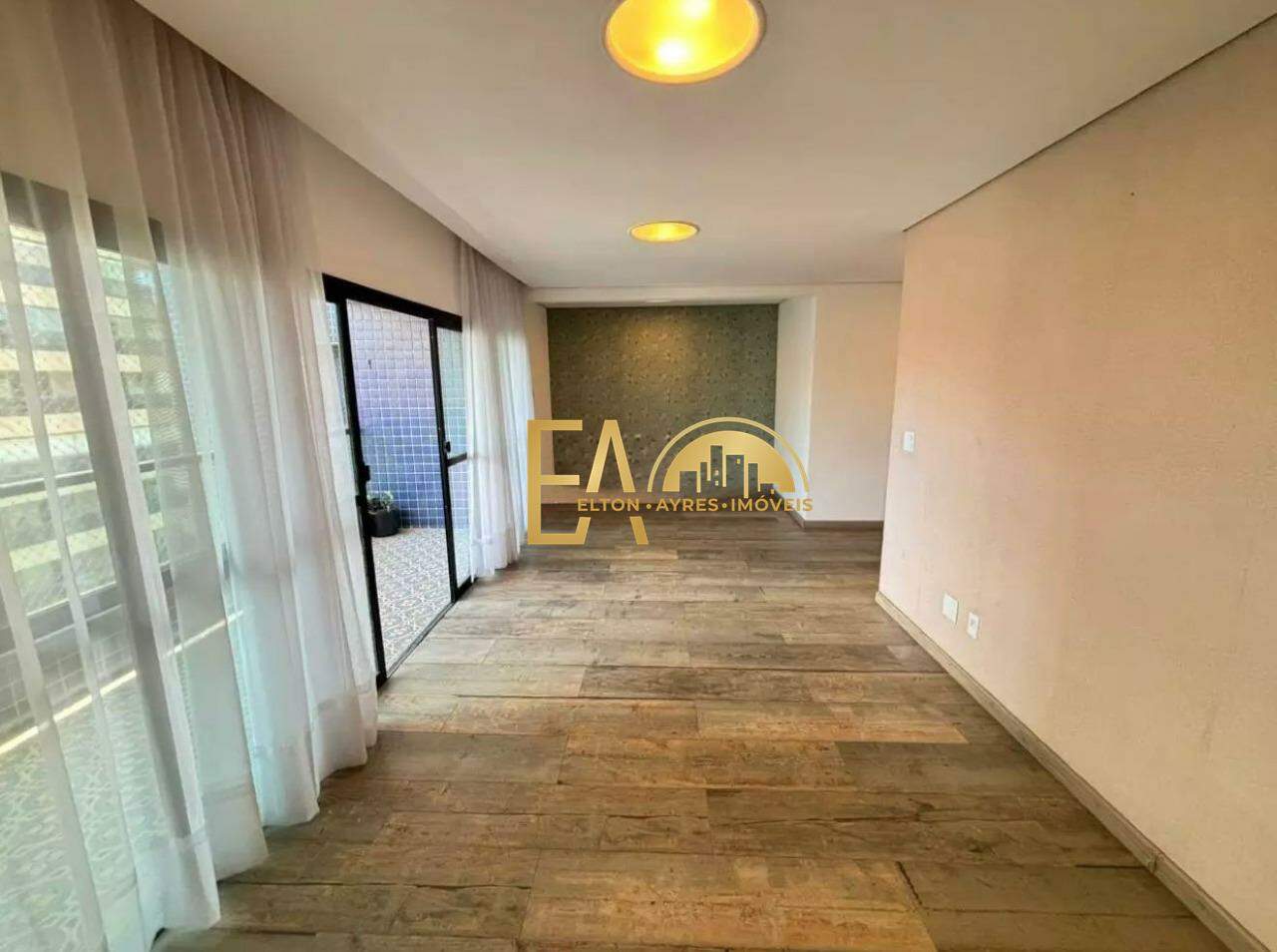 Apartamento para aluguel no Ponta da Praia: 