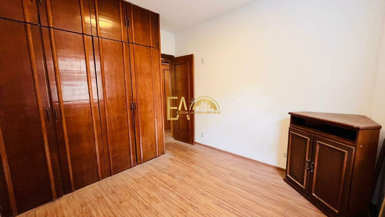 Apartamento à venda no Embaré: 