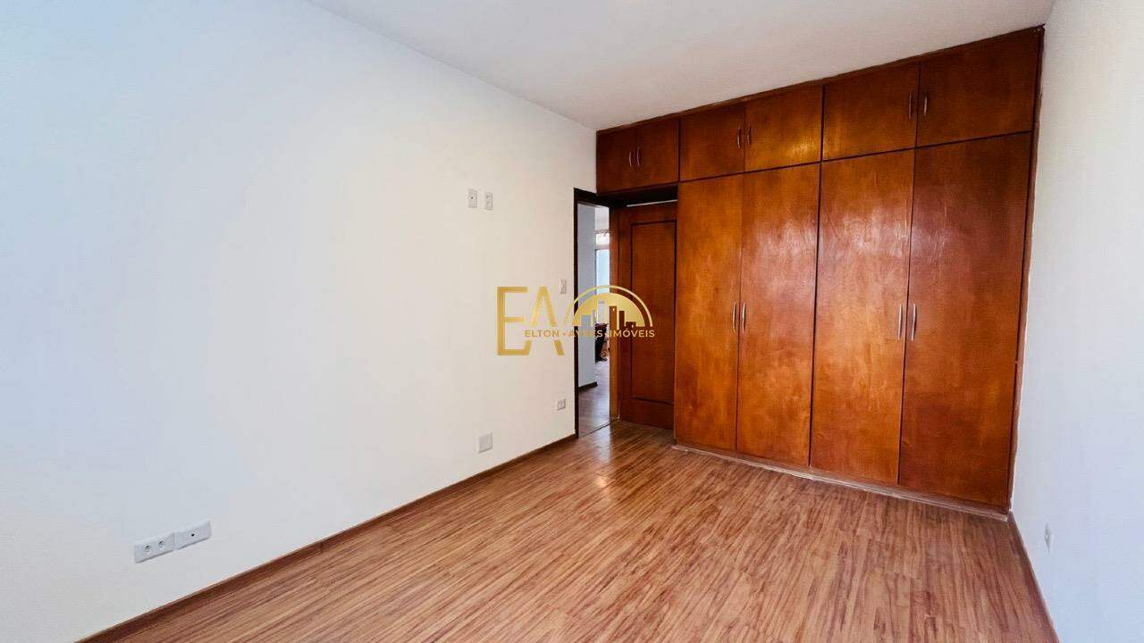 Apartamento à venda no Embaré: 