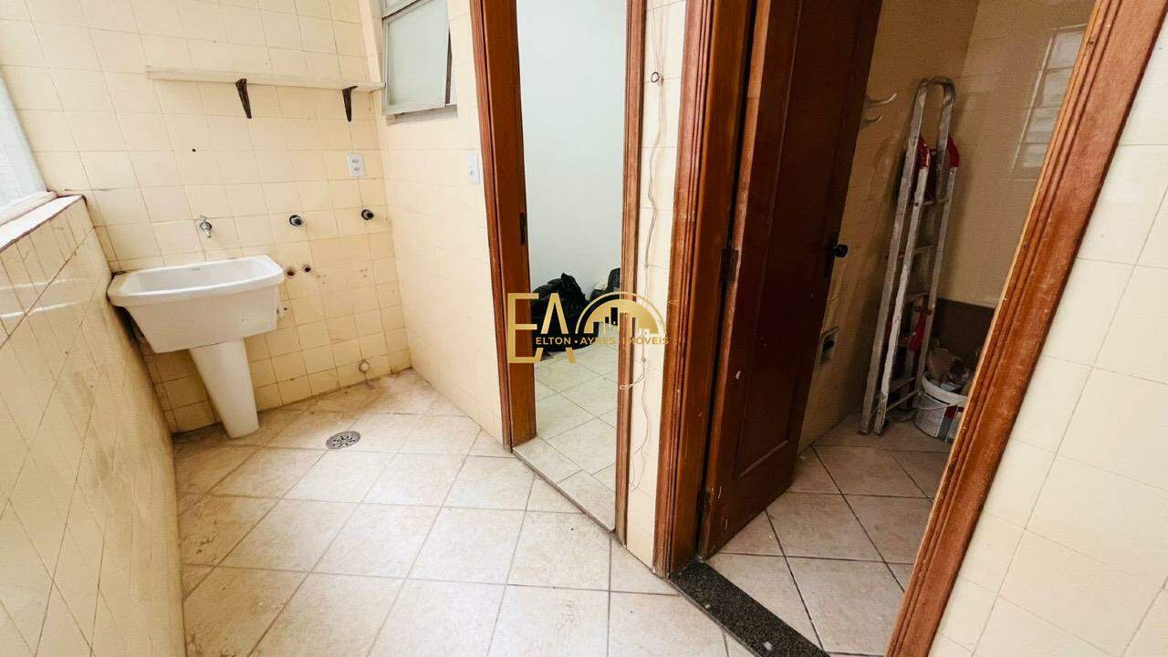 Apartamento à venda no Embaré: 