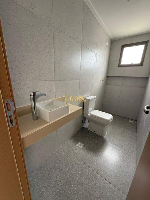 Apartamento à venda no Canto do Forte: 