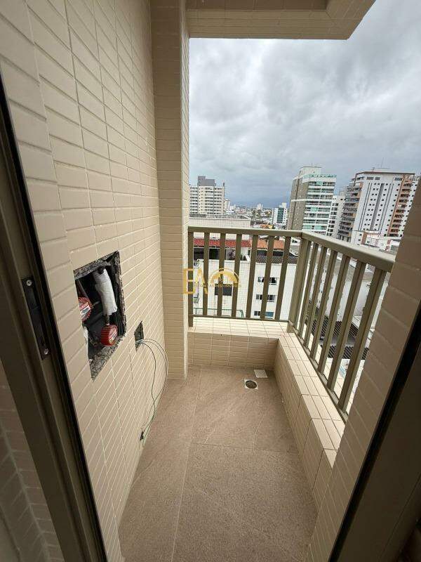 Apartamento à venda no Canto do Forte: 