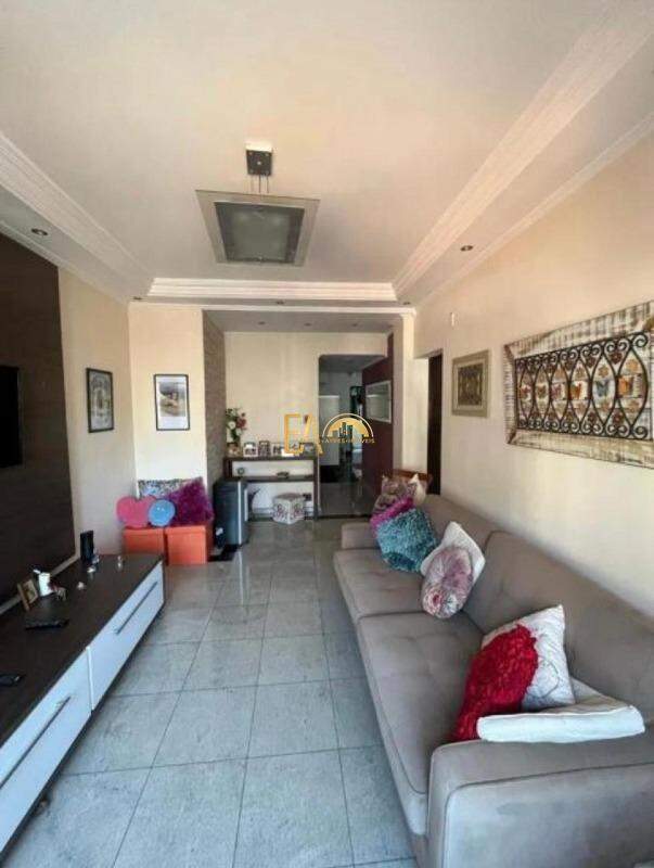 Apartamento para aluguel no Embaré: 