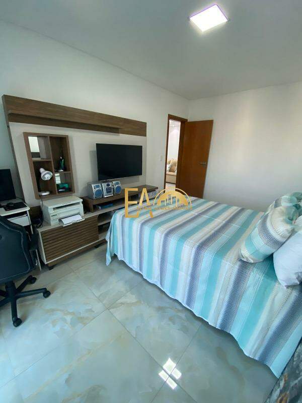 Apartamento à venda no Tupi: 