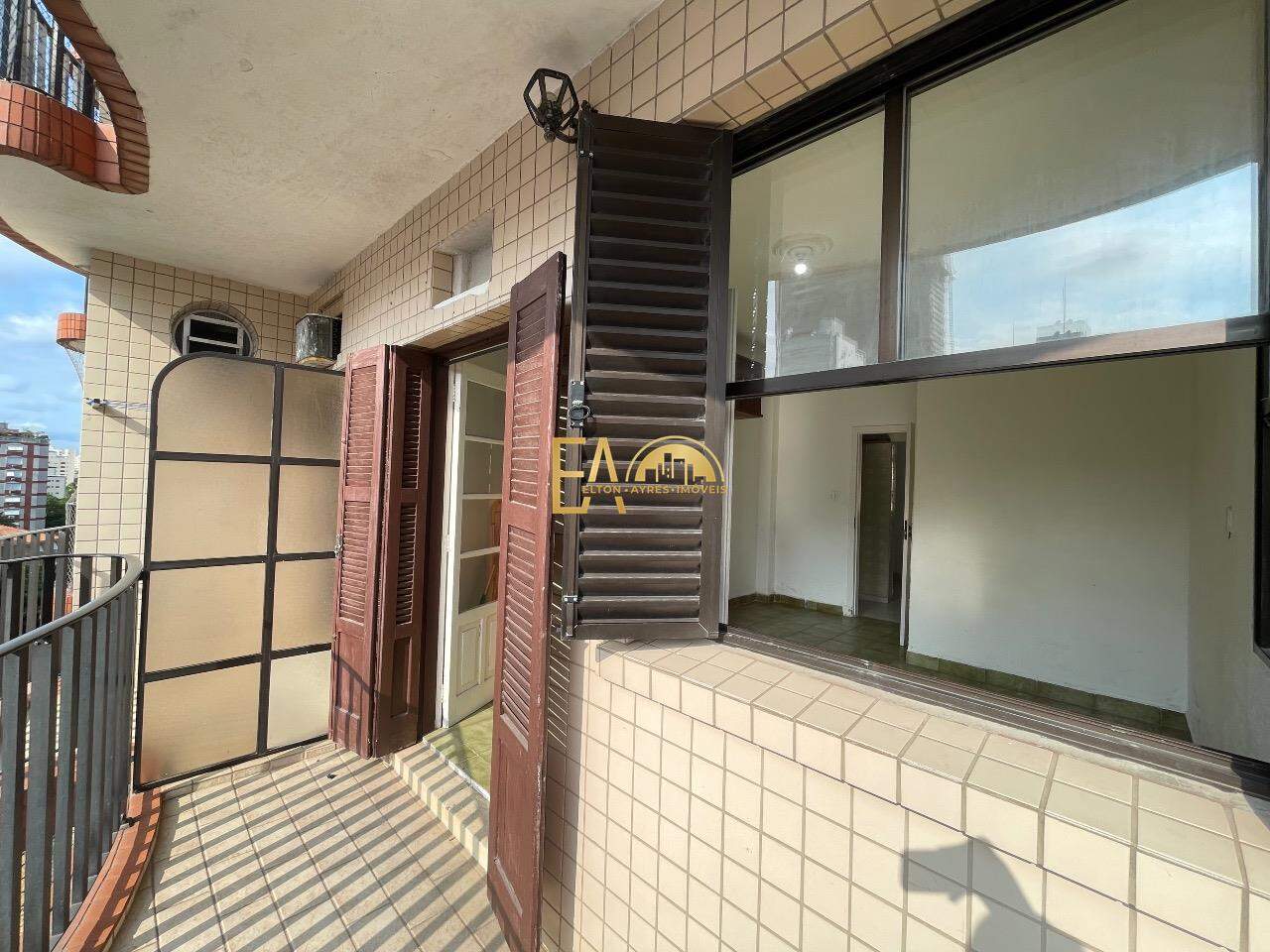 Apartamento à venda no Ponta da Praia: 