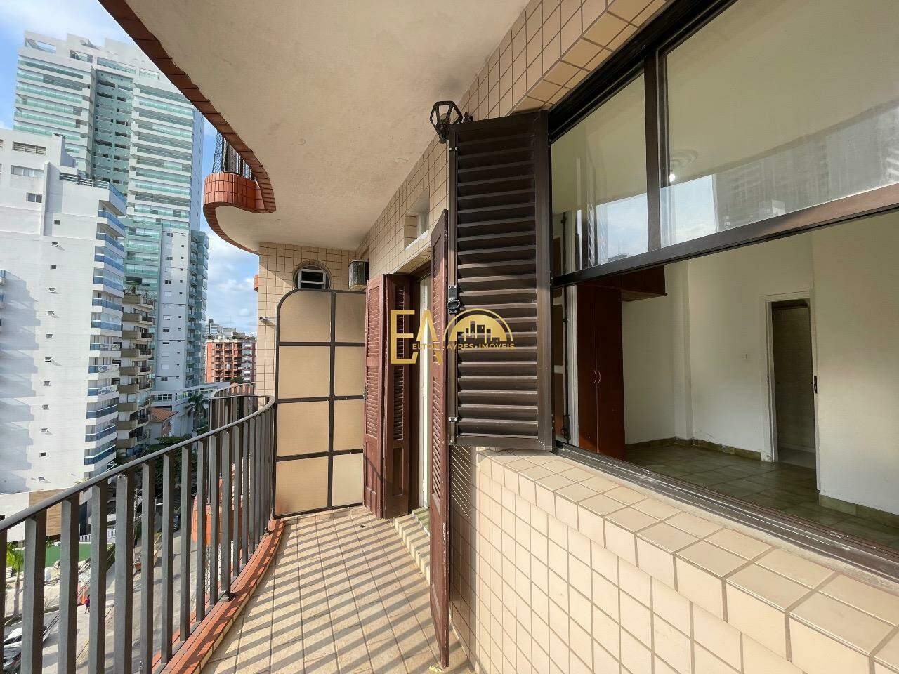 Apartamento à venda no Ponta da Praia: 