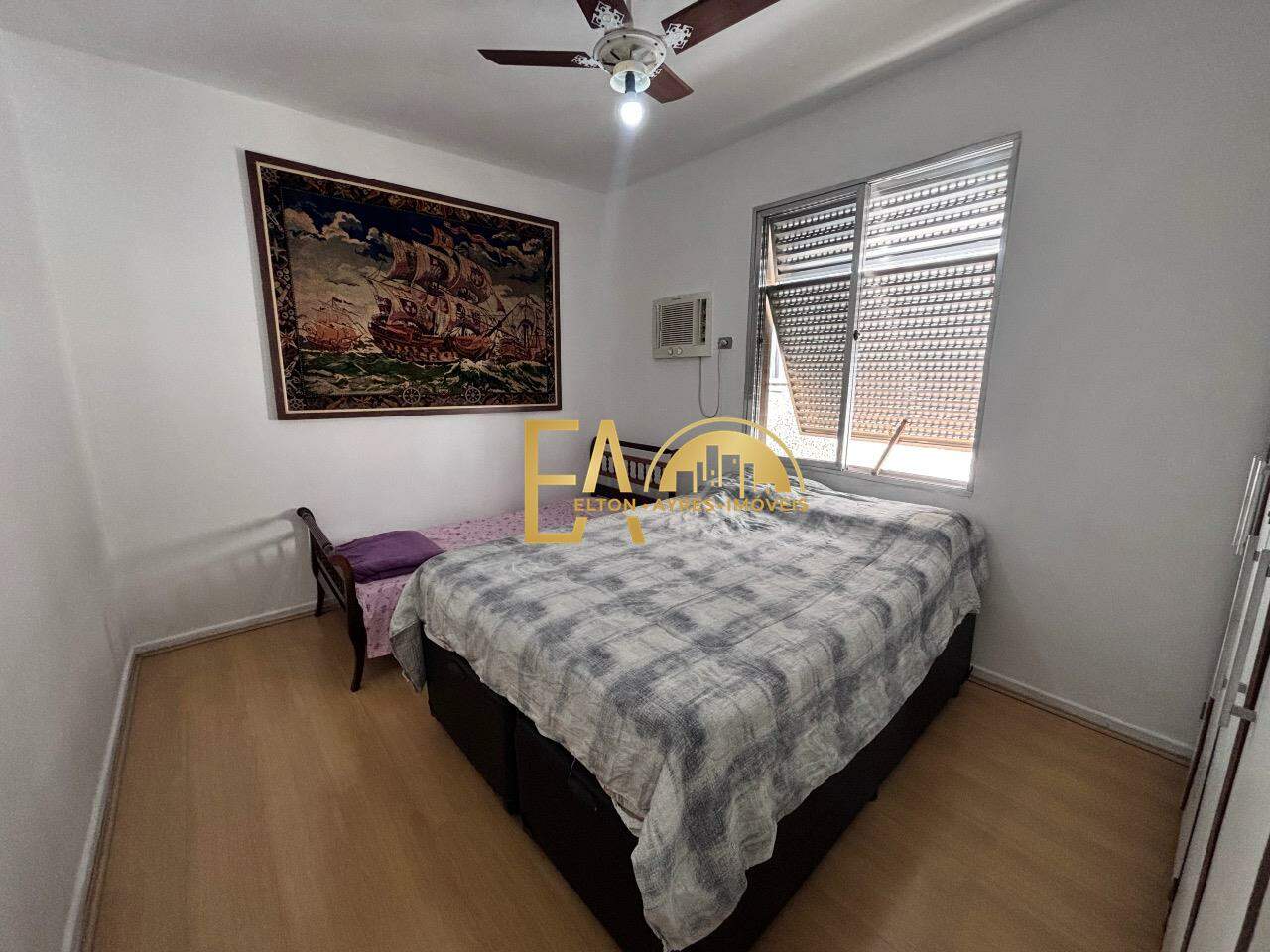  Casa à venda em Encruzilhada, Santos - SP: 