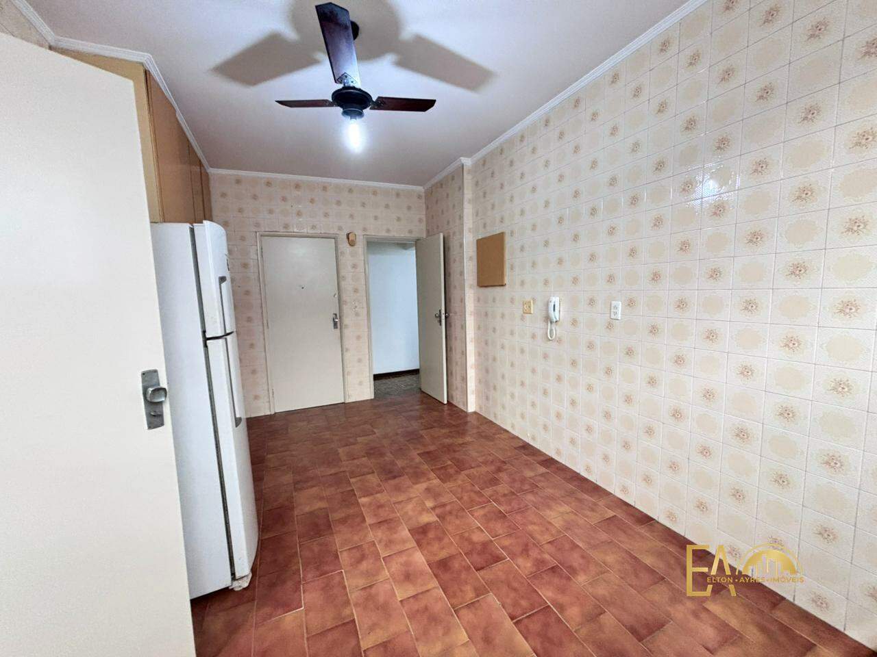 Apartamento à venda no Embaré: 