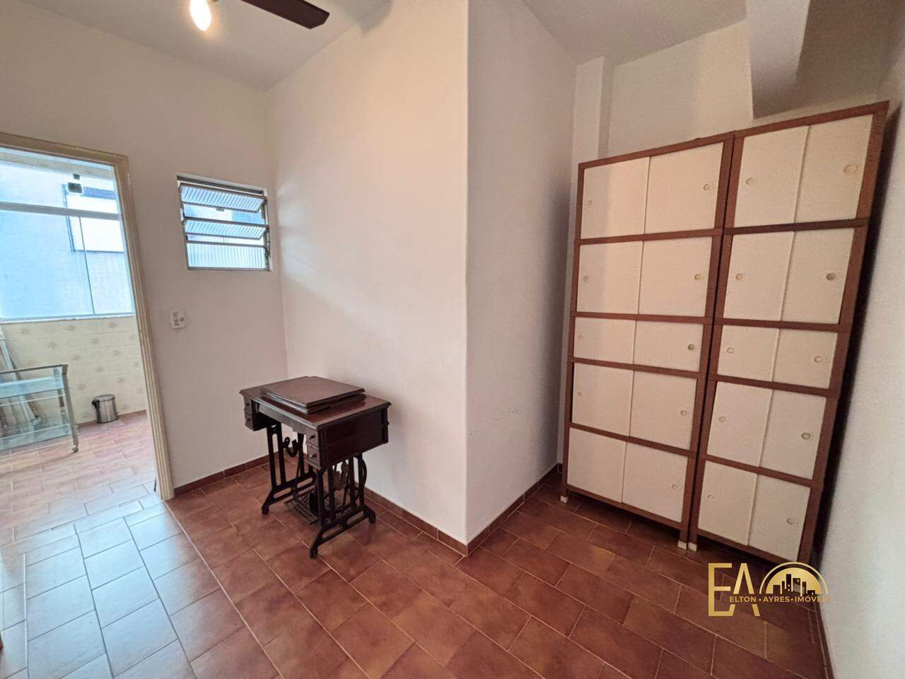 Apartamento à venda no Embaré: 