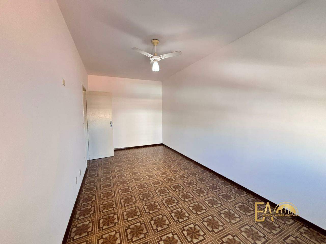 Apartamento à venda no Embaré: 