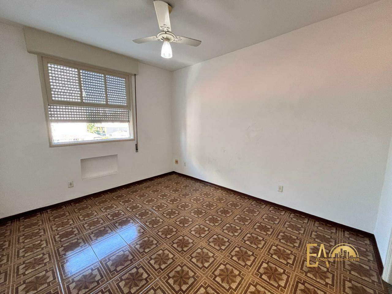 Apartamento à venda no Embaré: 