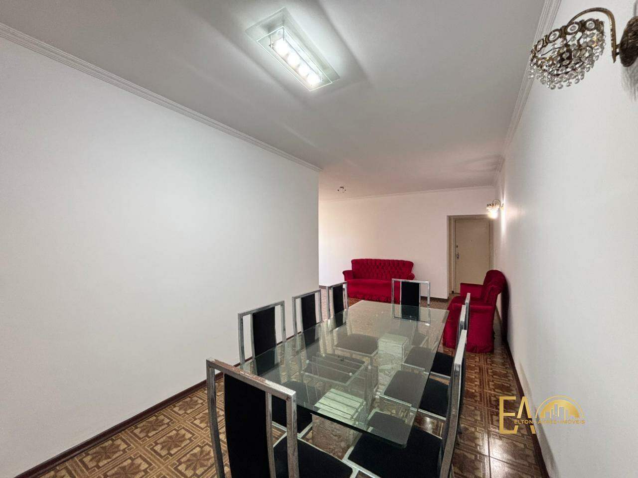 Apartamento à venda no Embaré: 