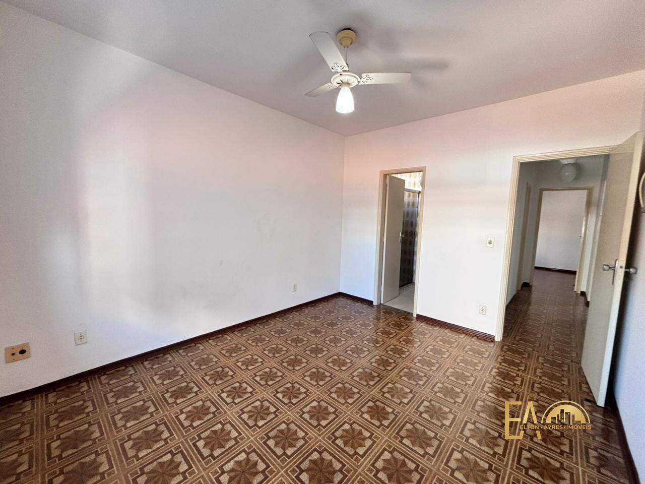 Apartamento à venda no Embaré: 