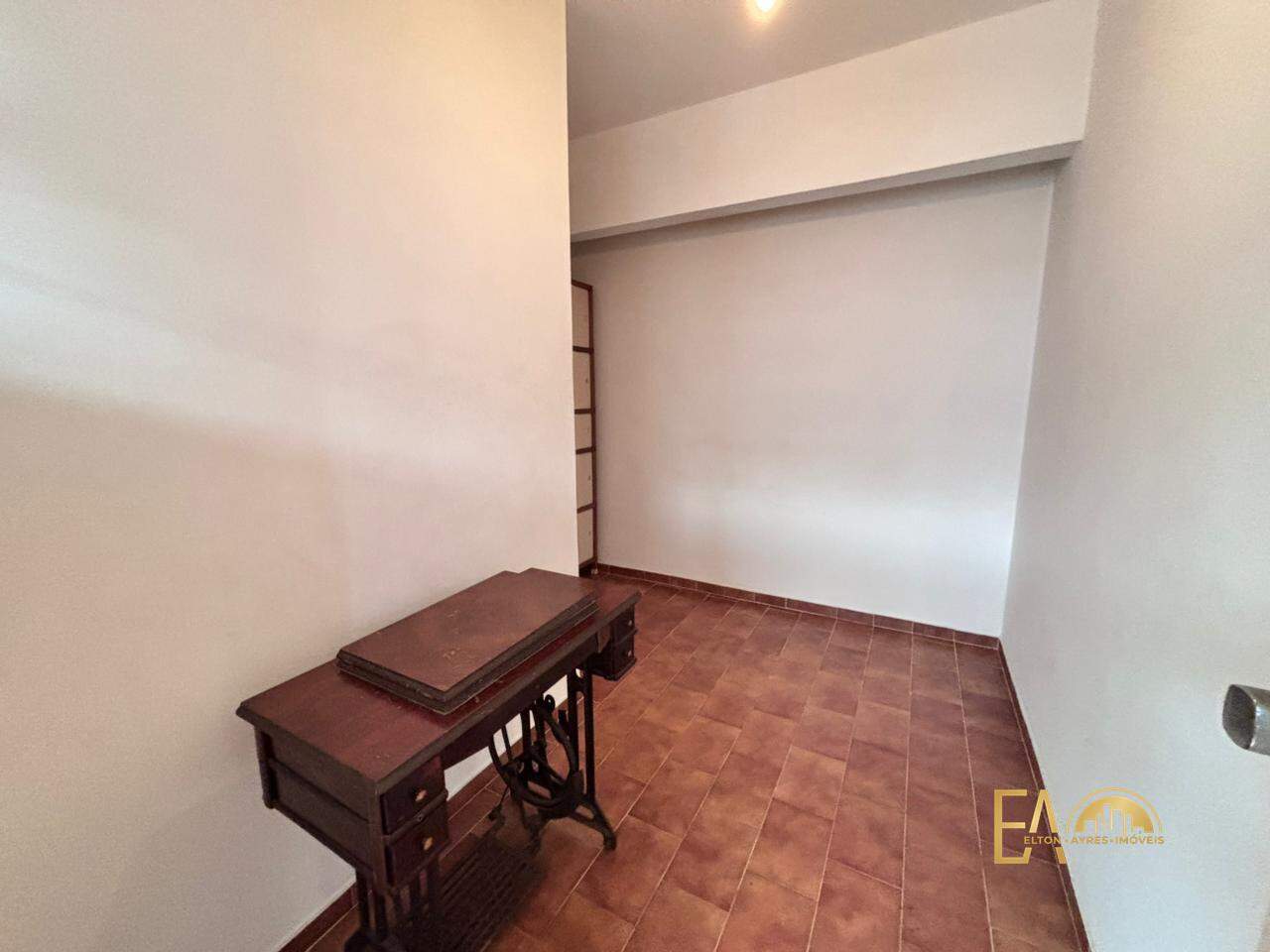 Apartamento à venda no Embaré: 