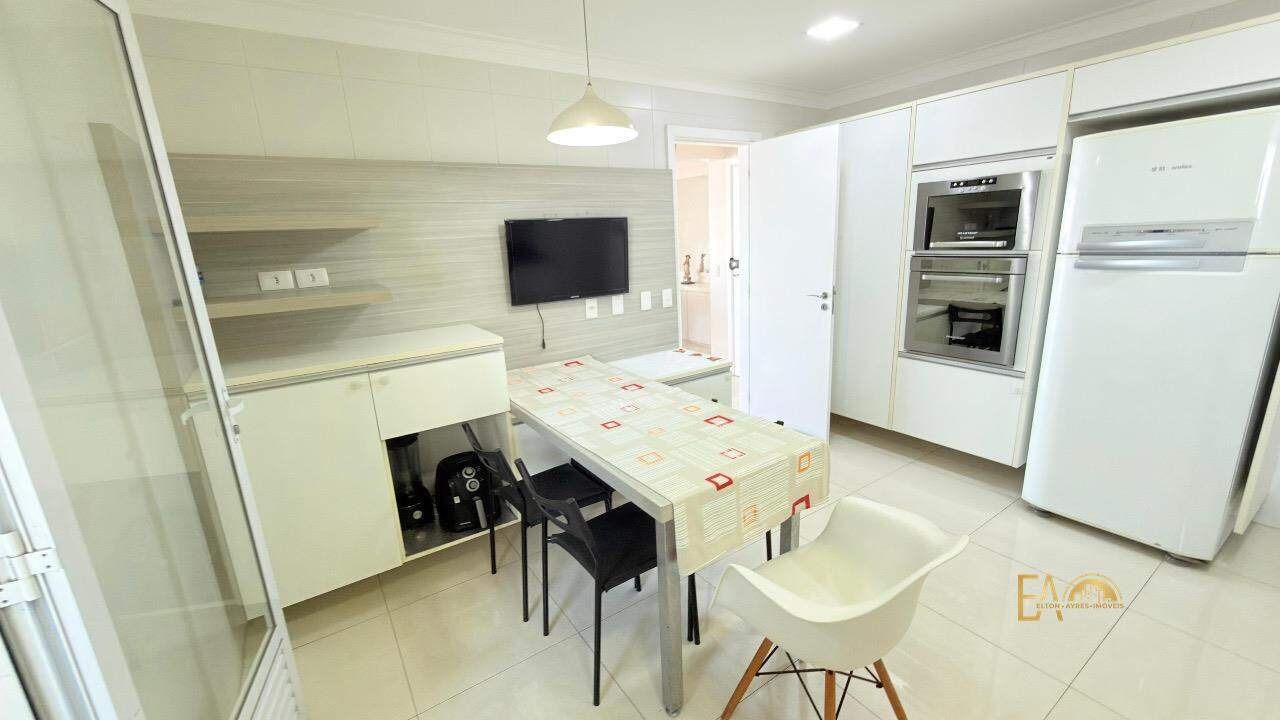 Apartamento à venda no Embaré: 
