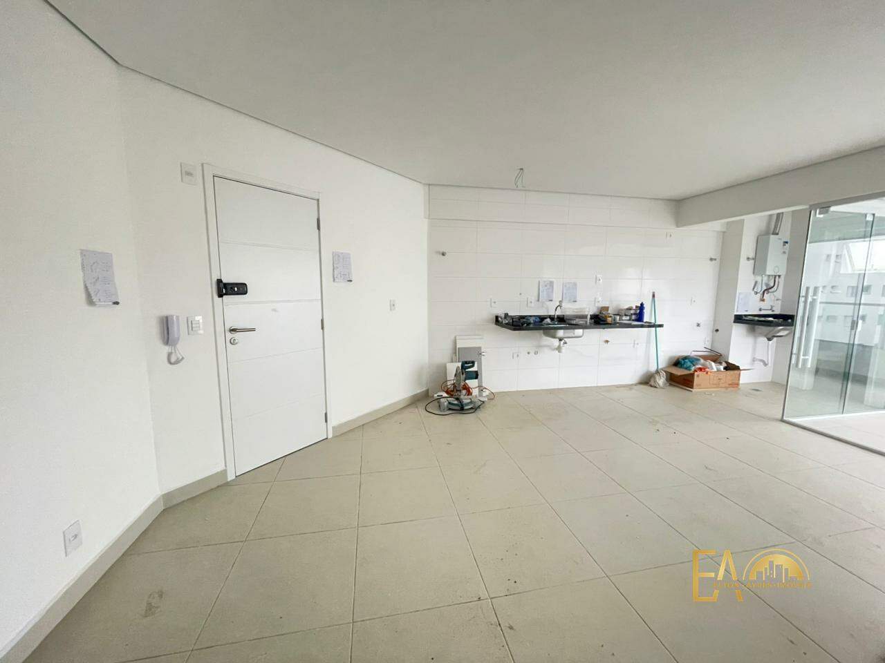 Apartamento para aluguel no Campo Grande: 