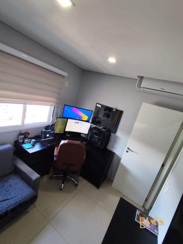 Apartamento à venda no Campo Grande: 