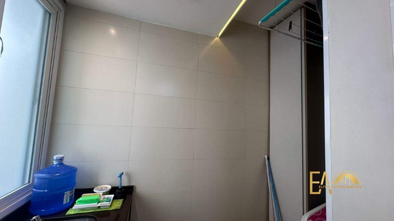 Apartamento à venda no Encruzilhada: 