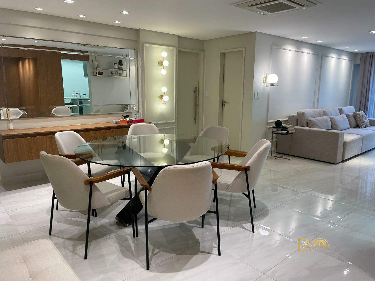 Apartamento à venda no Tupi: 