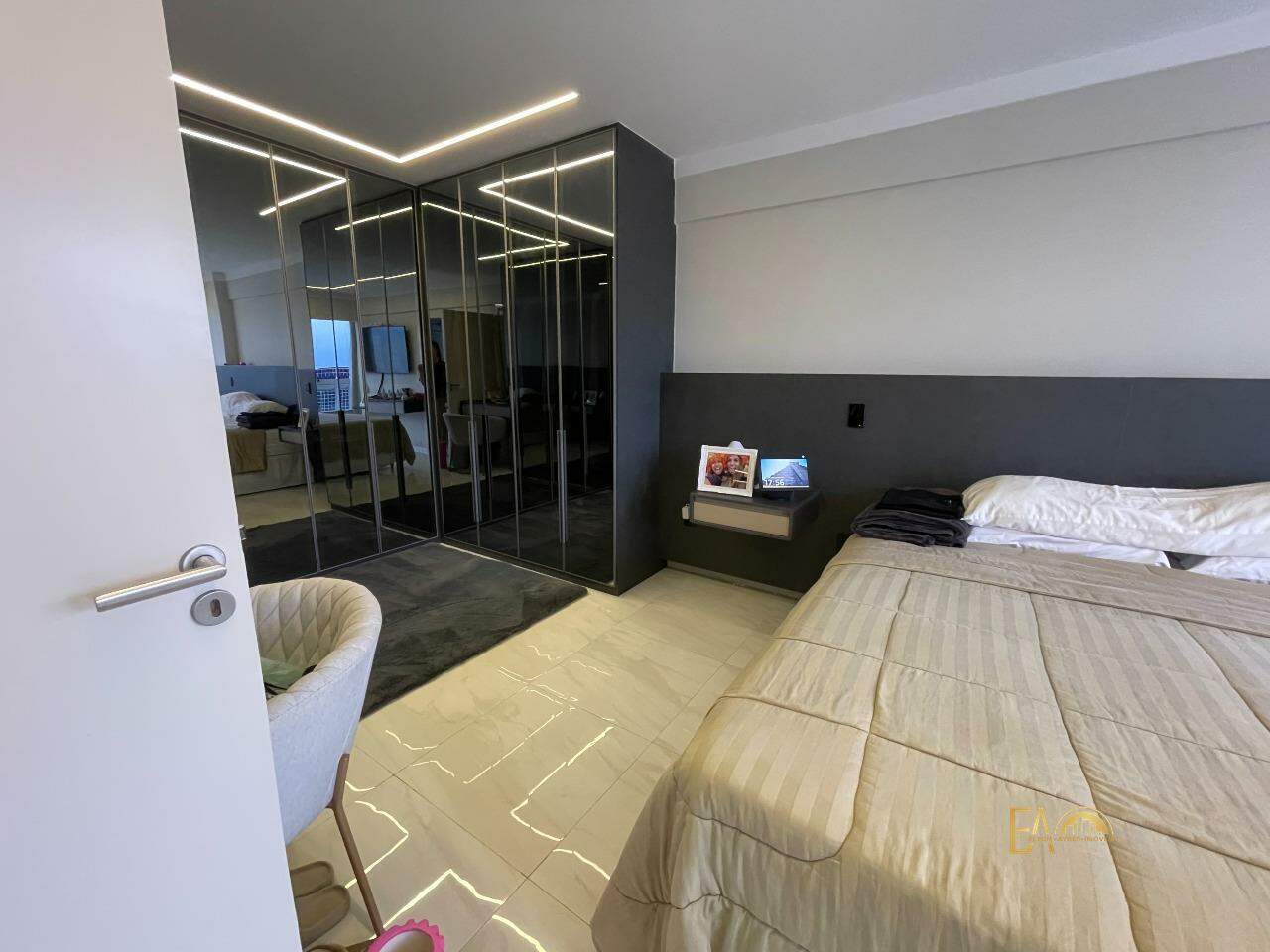 Apartamento à venda no Tupi: 