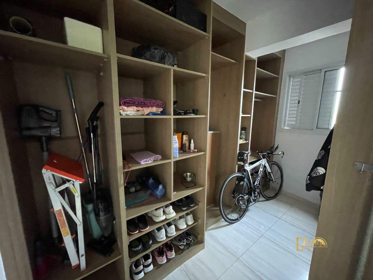 Apartamento à venda no Tupi: 