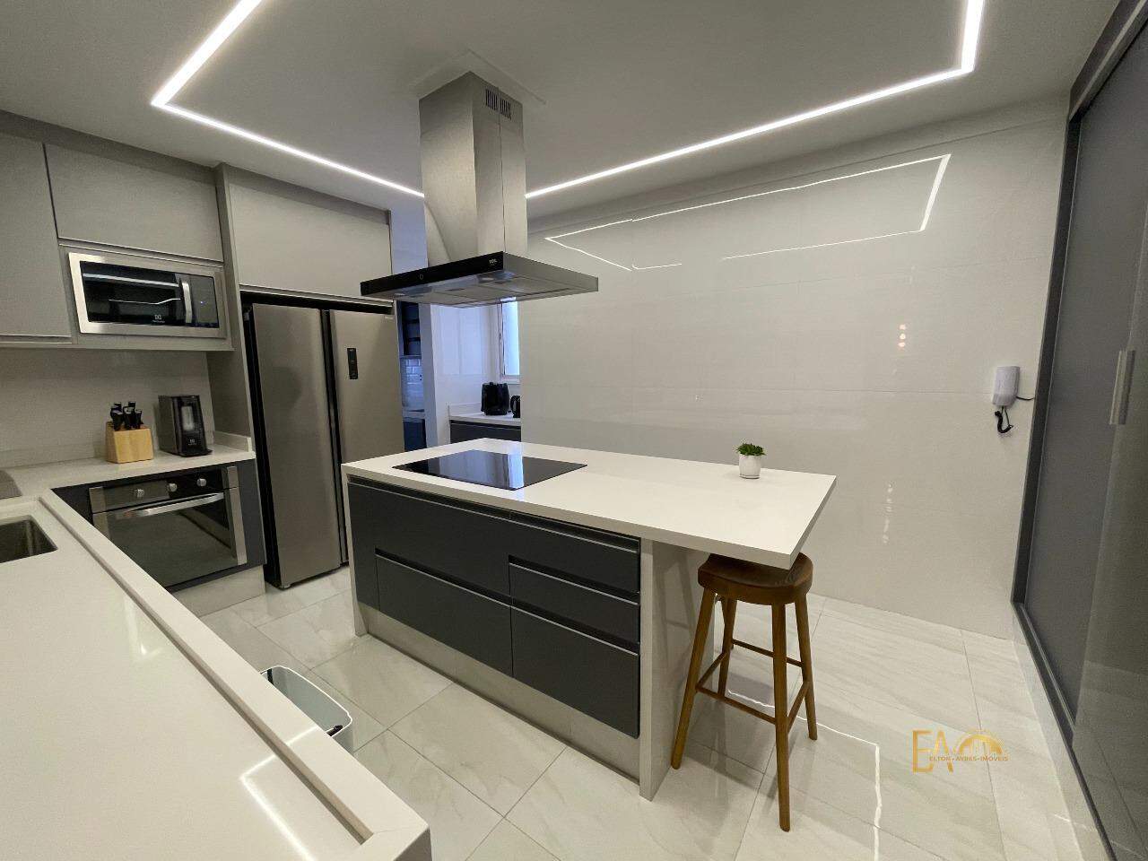 Apartamento à venda no Tupi: 