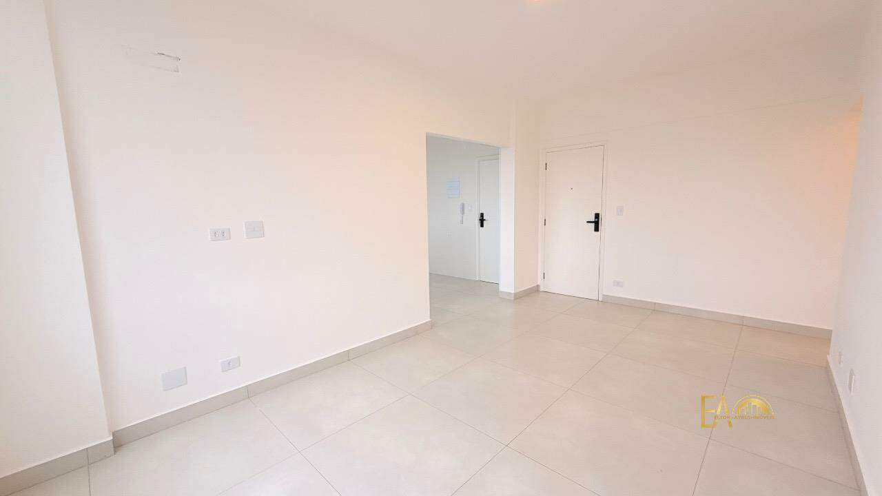 Apartamento à venda no Embaré: 