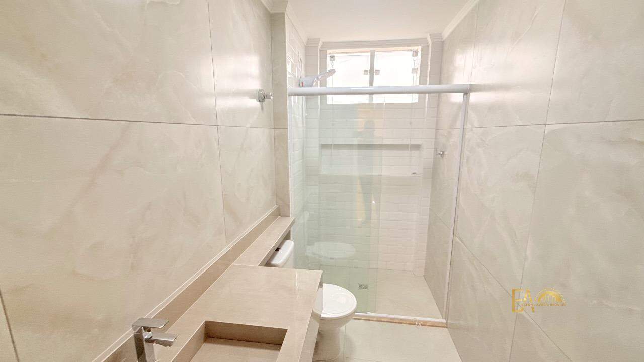 Apartamento à venda no Embaré: 